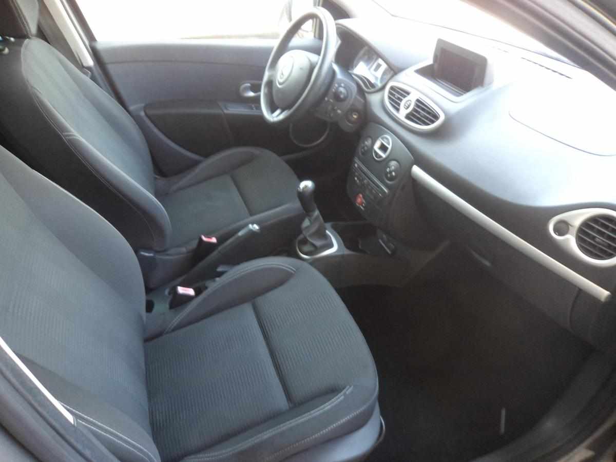 renault-clio-1-2-2010-gasolina-1149cc