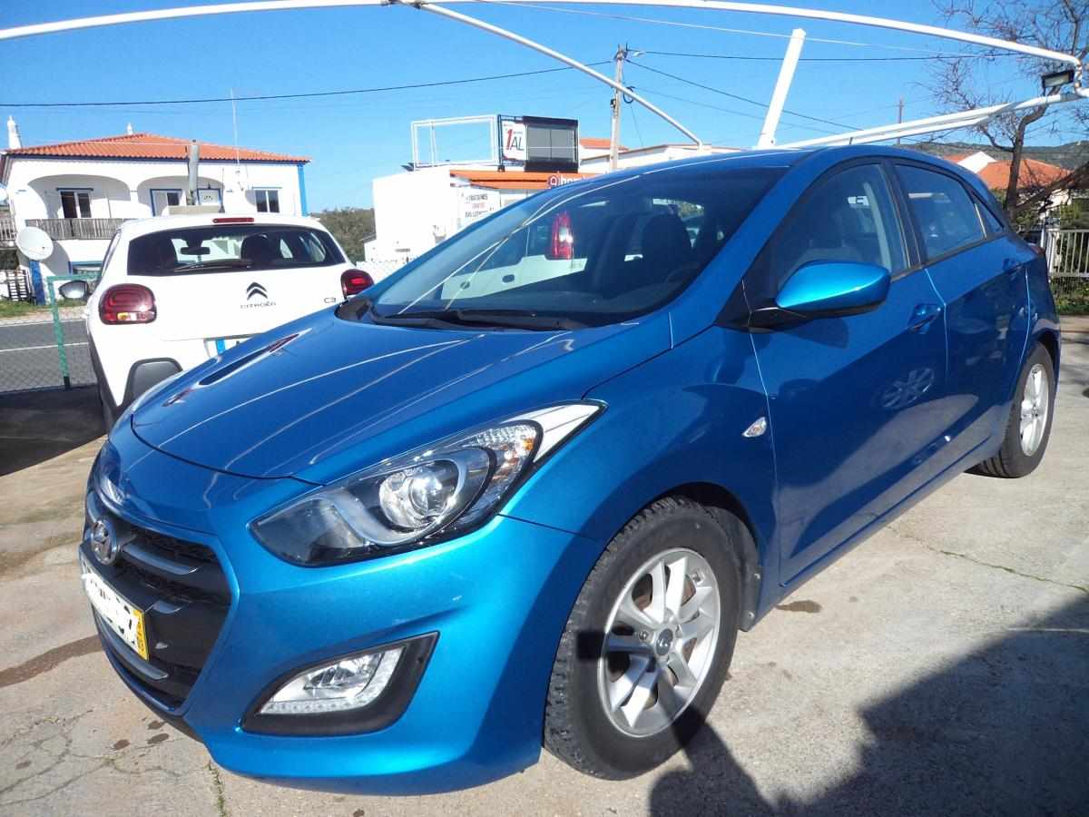 hyundai-i30-1-4-90cv-2016-diesel-1396cc