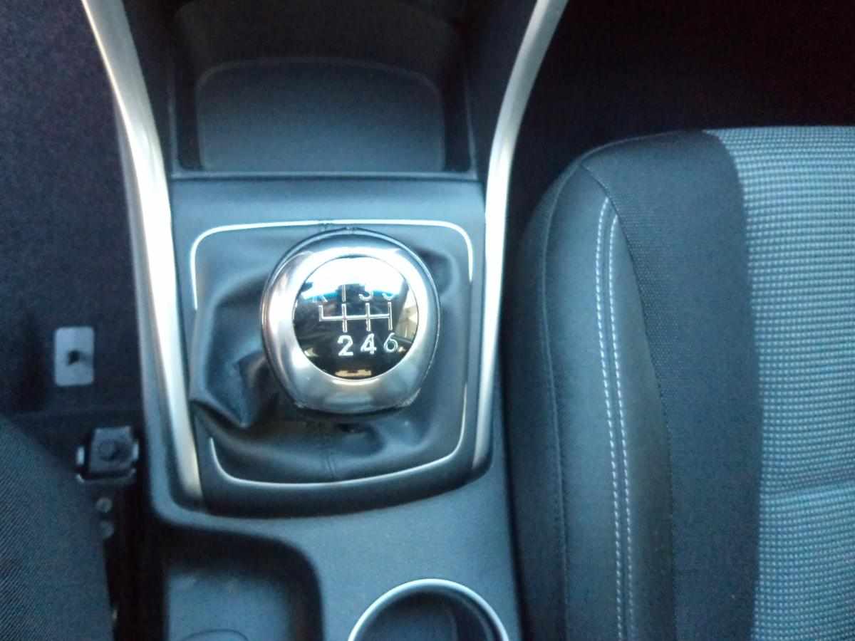 hyundai-i30-1-4-90cv-2016-diesel-1396cc