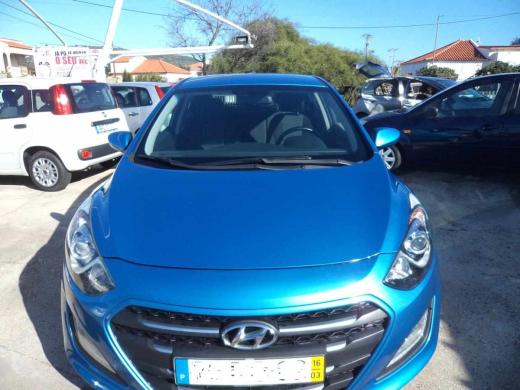 hyundai-i30-1-4-90cv-2016-diesel-1396cc