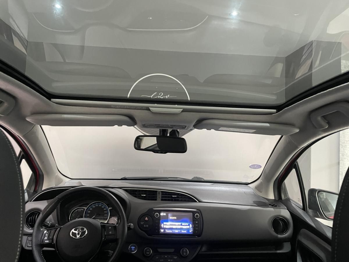 toyota-yaris-2016-hibrido-1497cc