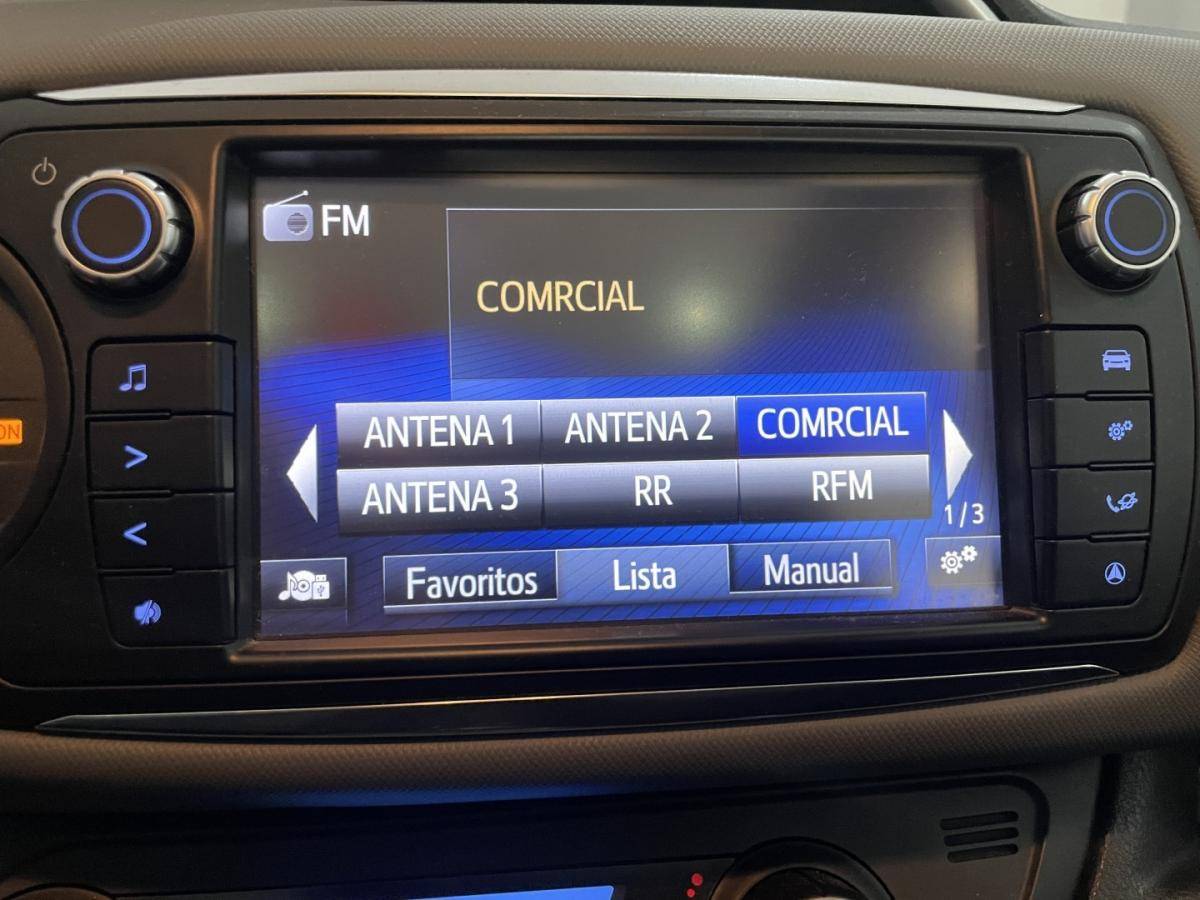 toyota-yaris-2016-hibrido-1497cc