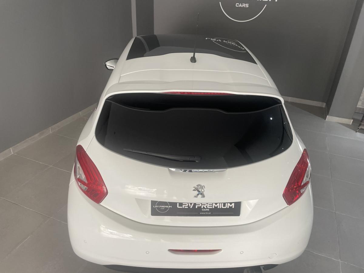 peugeot-208-2012-diesel-1560cc