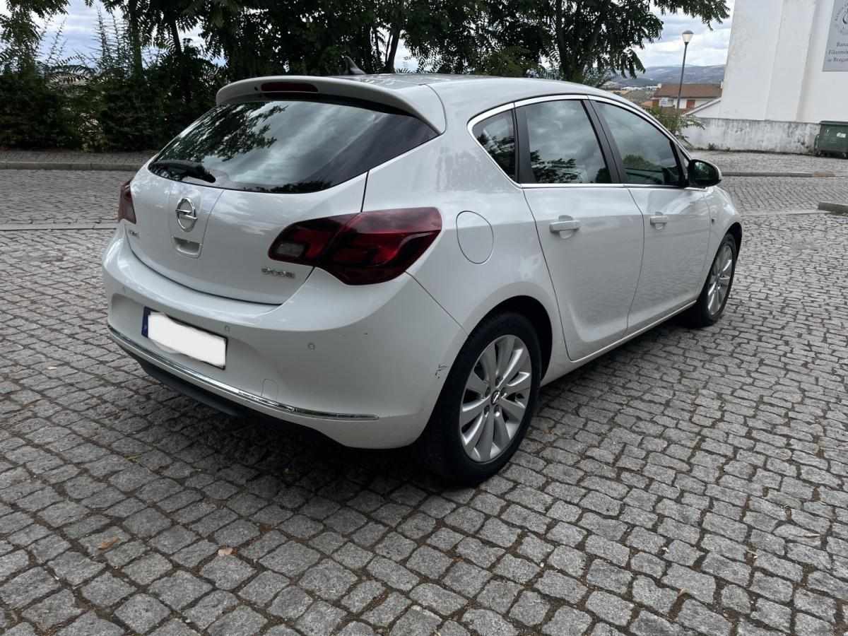 opel-astra-2013-diesel-1686cc