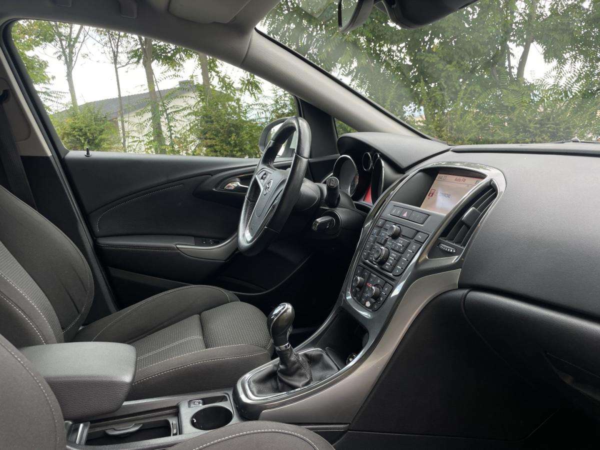 opel-astra-2013-diesel-1686cc