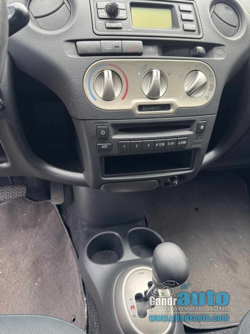 toyota-yaris-1-0-vvt-i-2004-gasolina-998cc