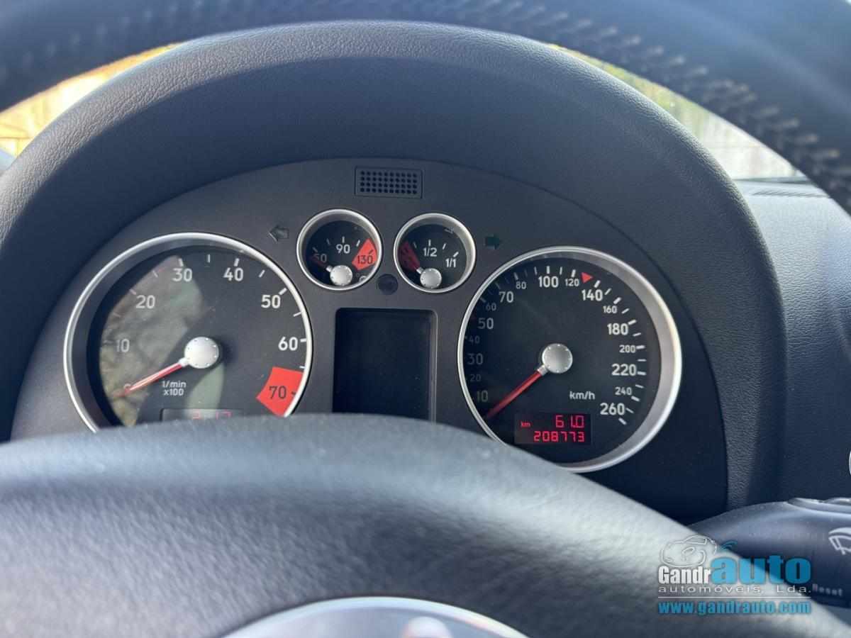 audi-tt-1-8-t-2002-gasolina-1781cc