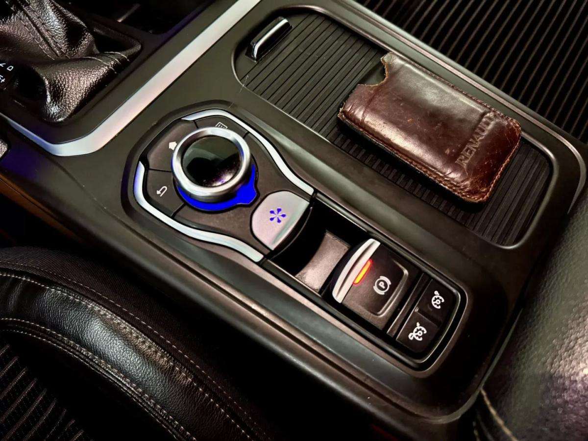 renault-talisman-sport-tourer-2016-diesel-1598cc