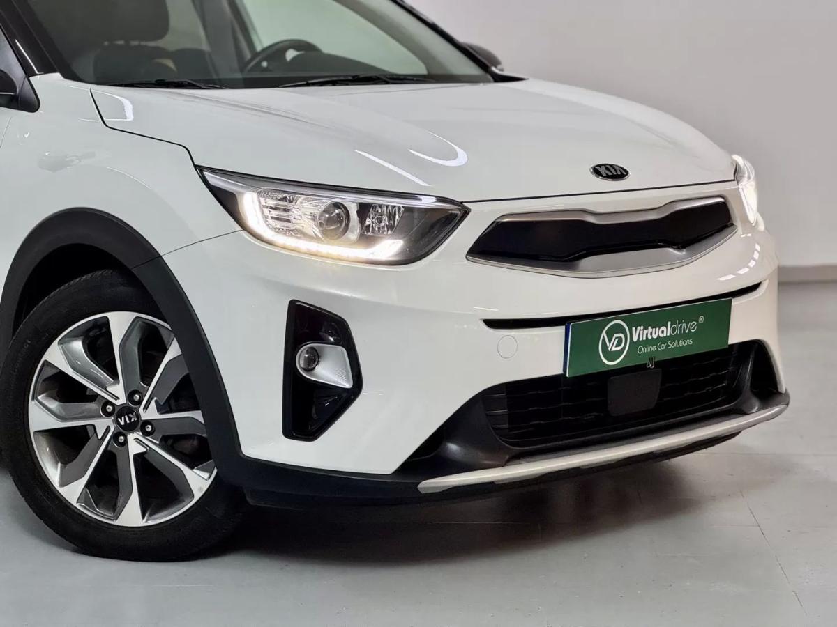 kia-stonic-2019-diesel-1598cc