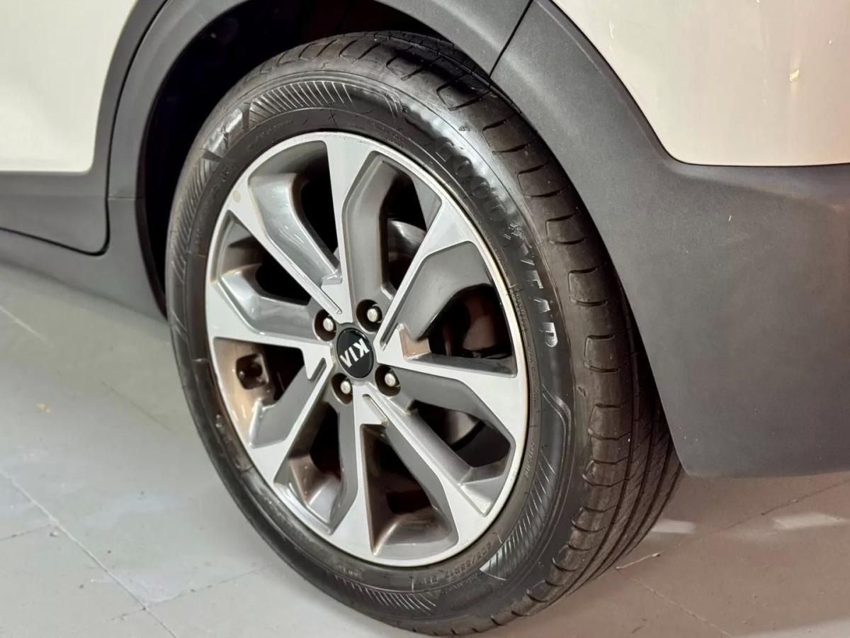 kia-stonic-2019-diesel-1598cc