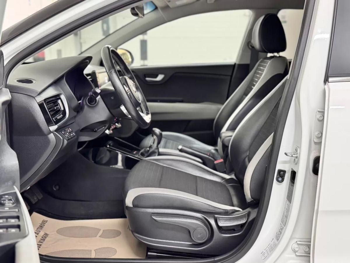 kia-stonic-2019-diesel-1598cc