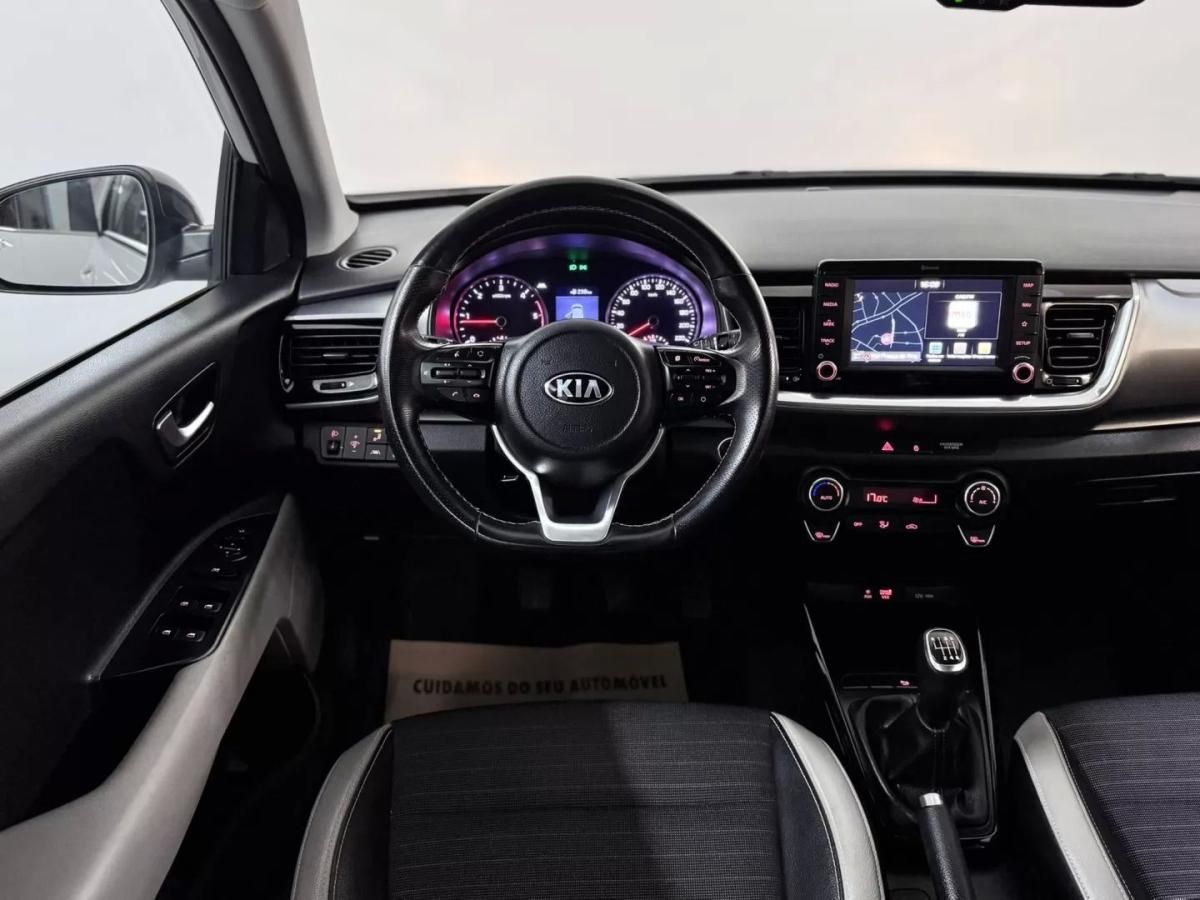 kia-stonic-2019-diesel-1598cc