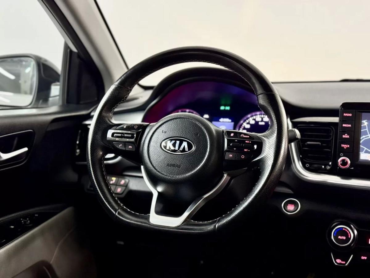 kia-stonic-2019-diesel-1598cc