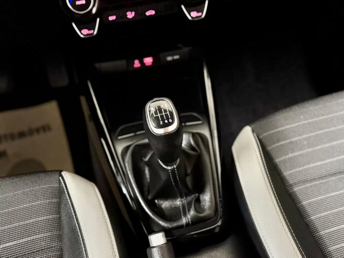 kia-stonic-2019-diesel-1598cc