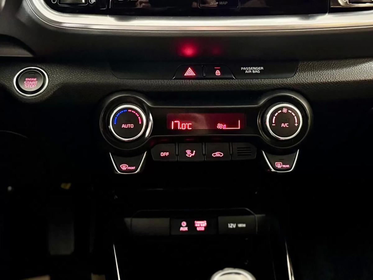 kia-stonic-2019-diesel-1598cc