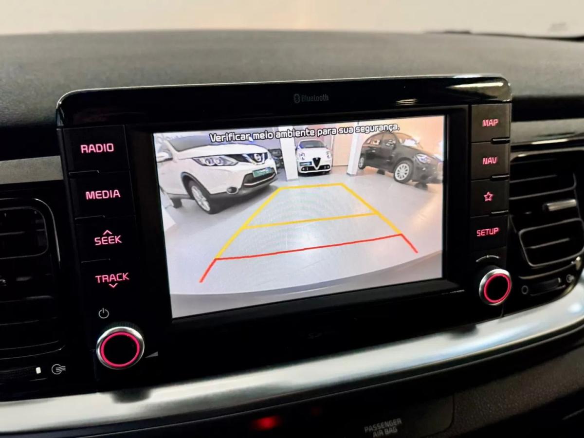 kia-stonic-2019-diesel-1598cc