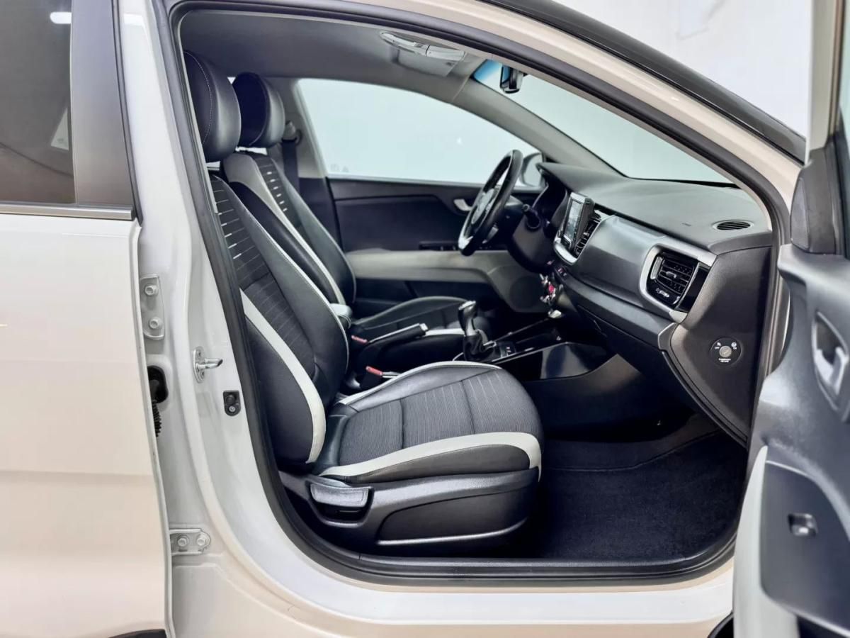 kia-stonic-2019-diesel-1598cc
