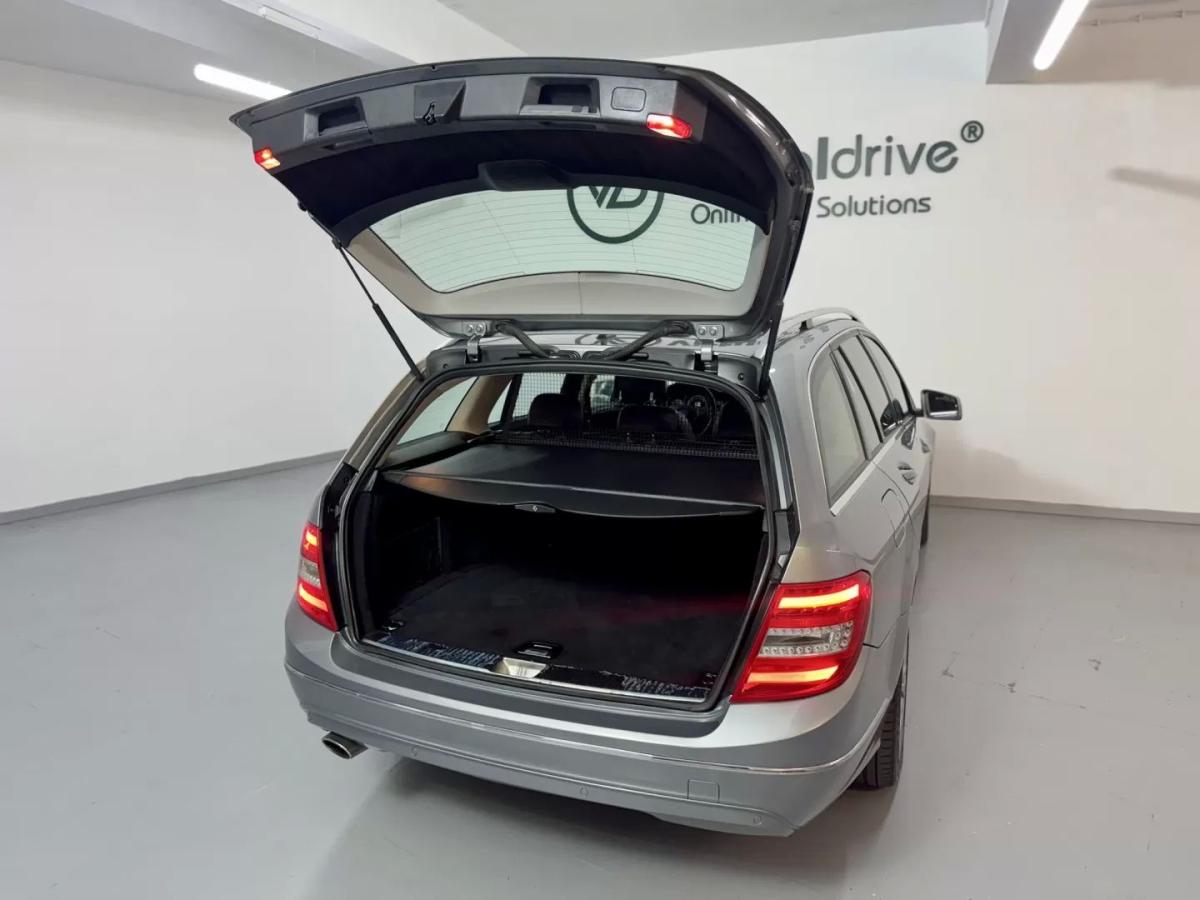 mercedes-benz-classe-c-2011-diesel-2143cc