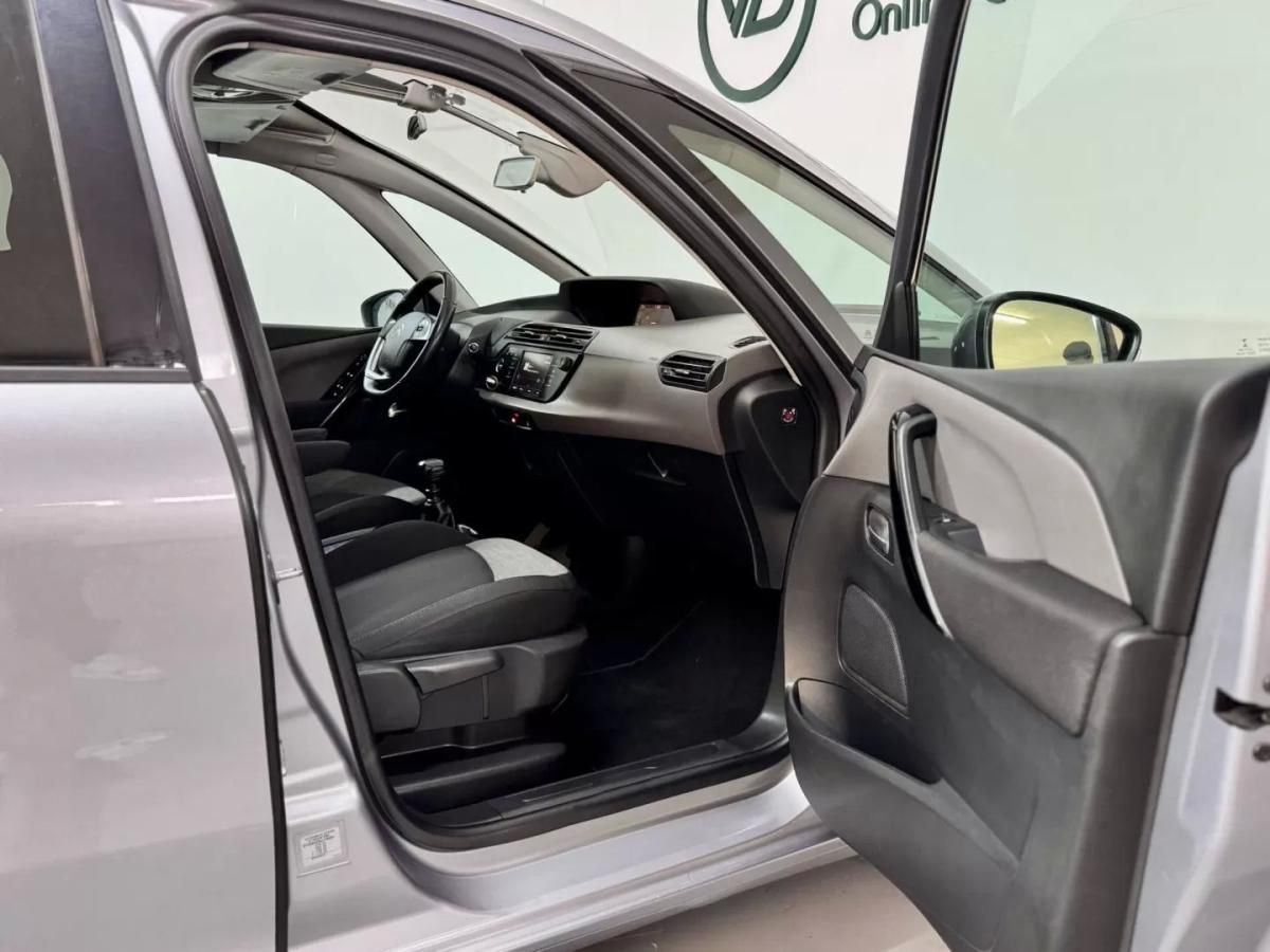 citroen-c4-grand-picasso-2018-diesel-1560cc