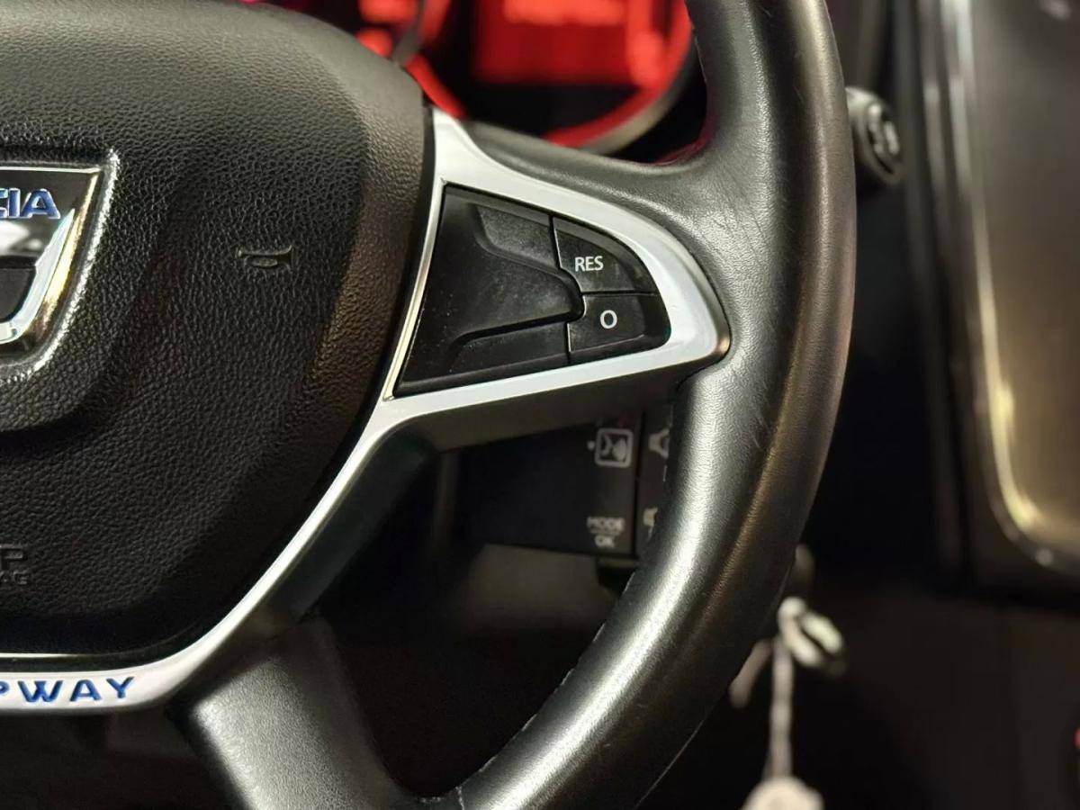 dacia-logan-mcv-2018-gasolina-898cc