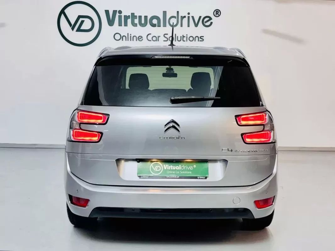 citroen-c4-grand-picasso-2018-diesel-1560cc
