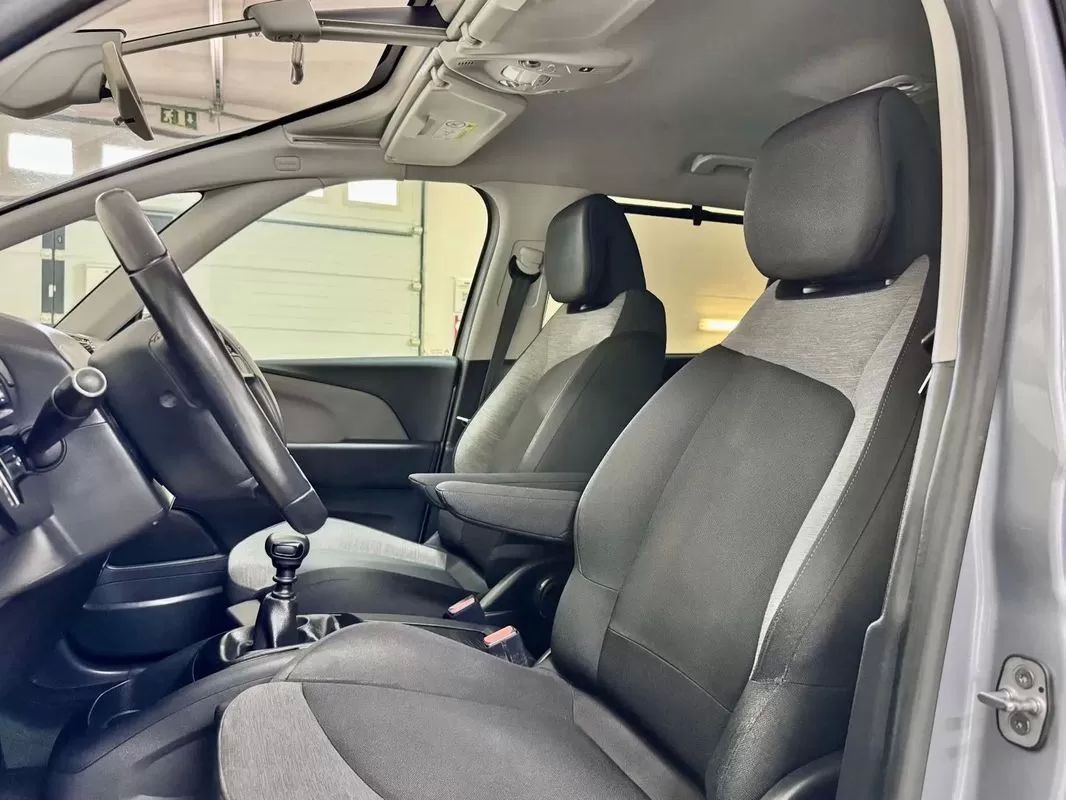 citroen-c4-grand-picasso-2018-diesel-1560cc