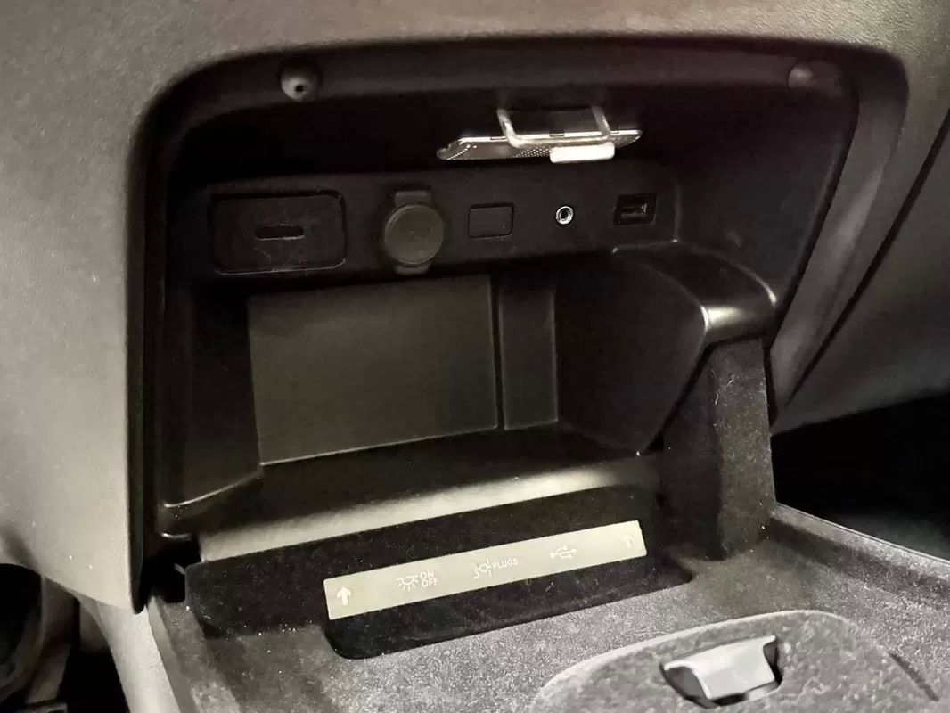 citroen-c4-grand-picasso-2018-diesel-1560cc