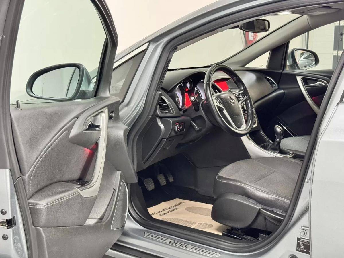 opel-astra-2012-diesel-1248cc
