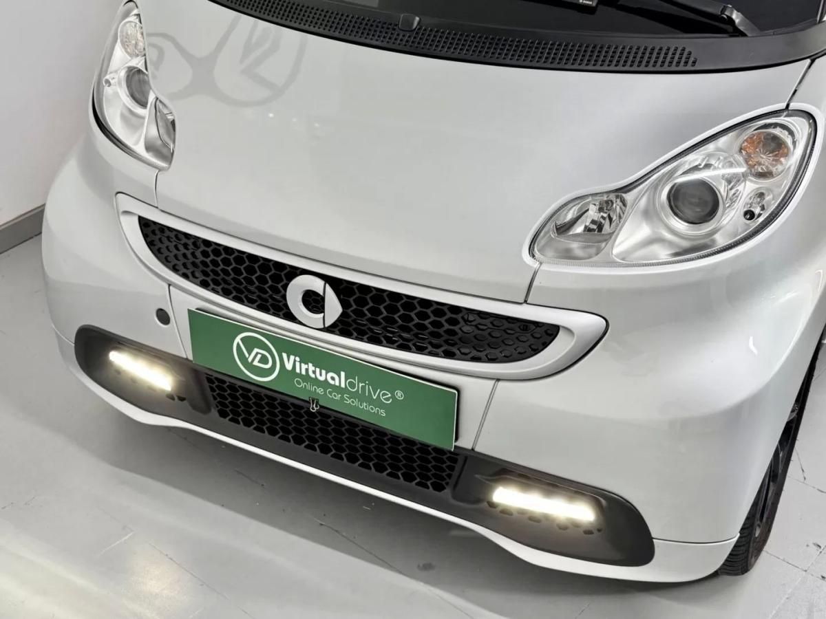 smart-fortwo-2015-eletrico-200cc