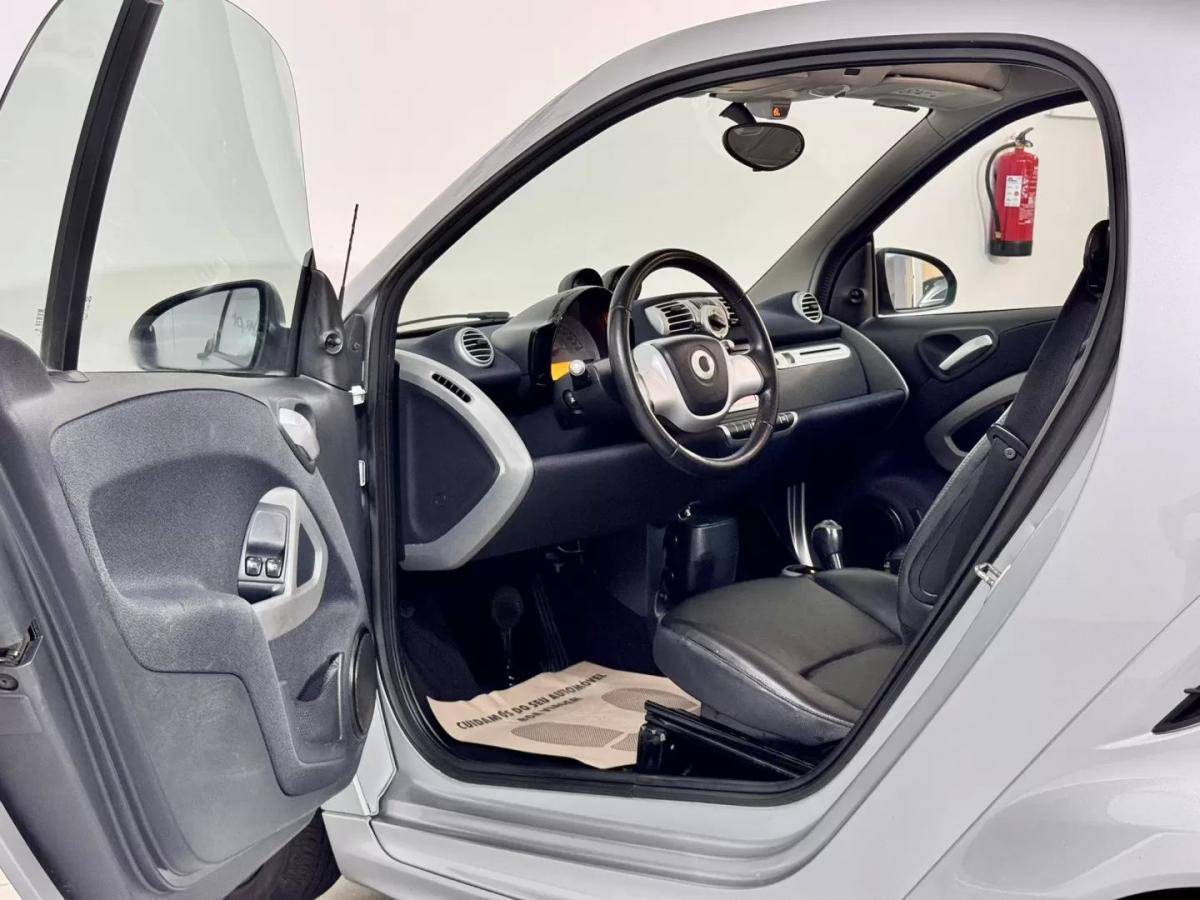 smart-fortwo-2015-eletrico-200cc