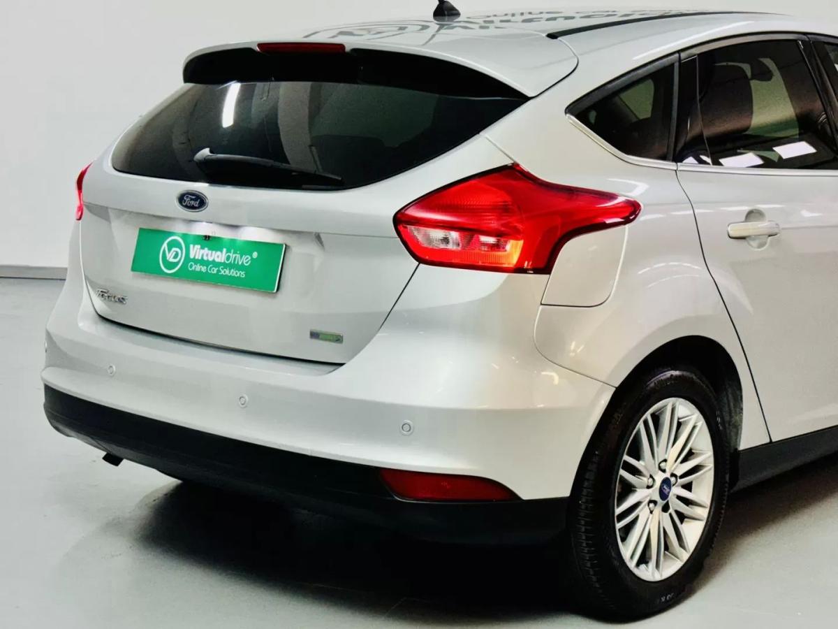 ford-focus-2018-gasolina-999cc