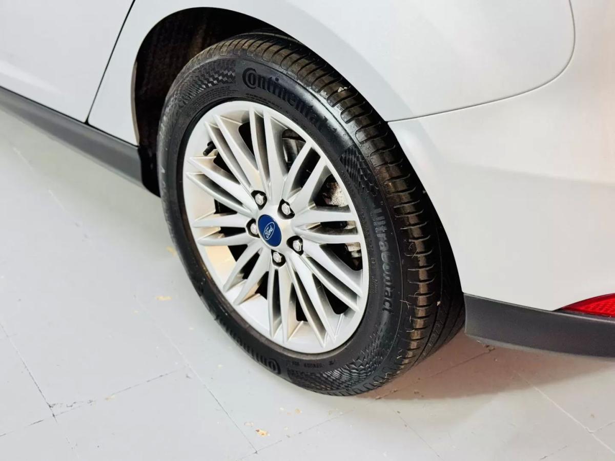 ford-focus-2018-gasolina-999cc