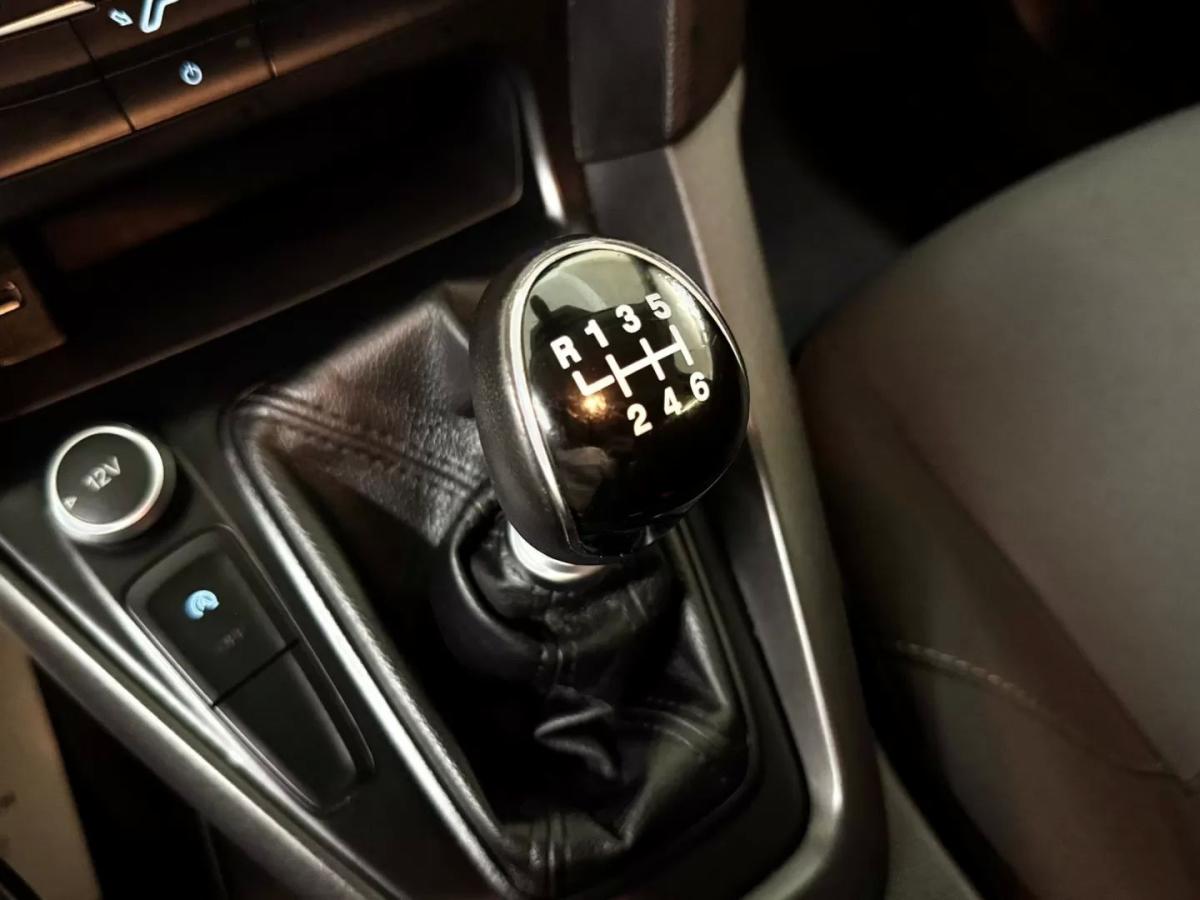 ford-focus-2018-gasolina-999cc