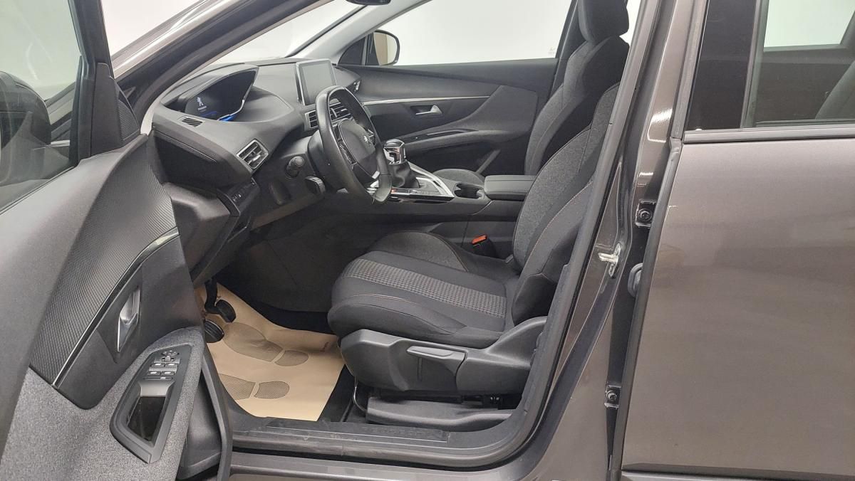 peugeot-5008-2021-diesel-1499cc