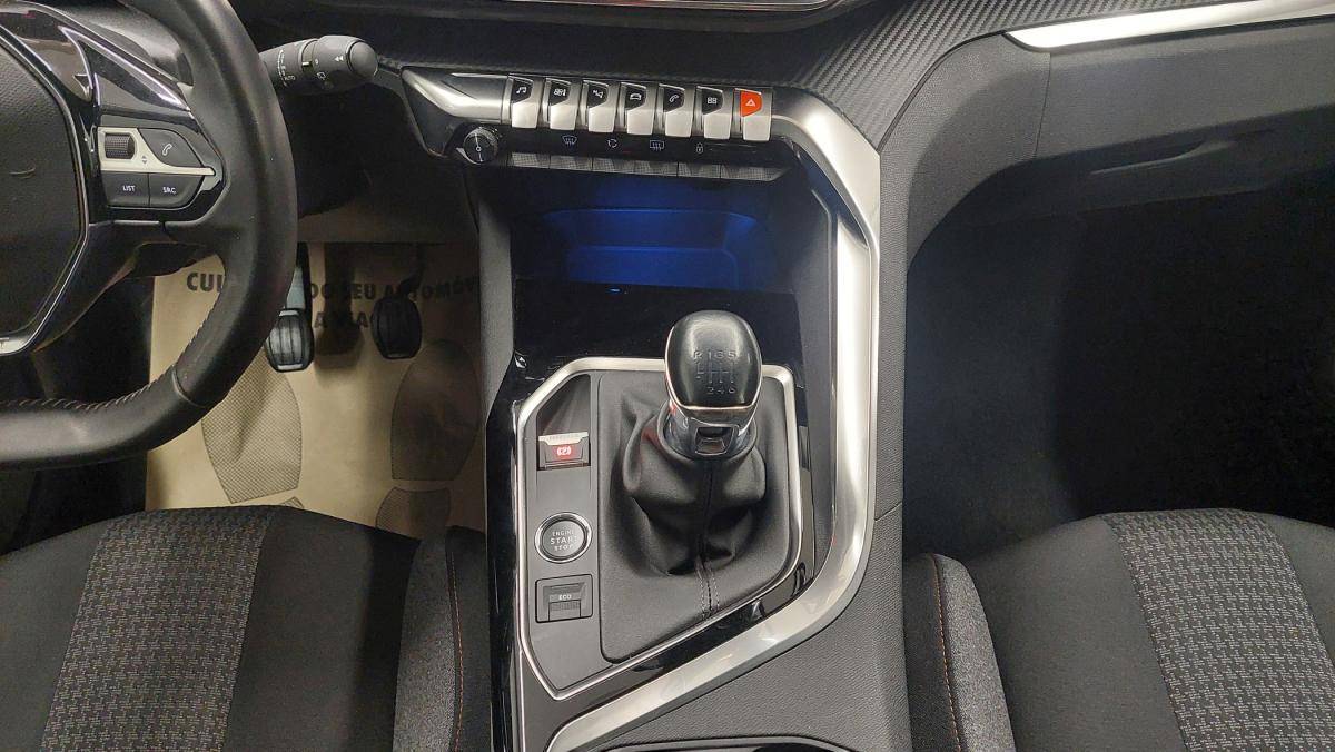 peugeot-5008-2021-diesel-1499cc