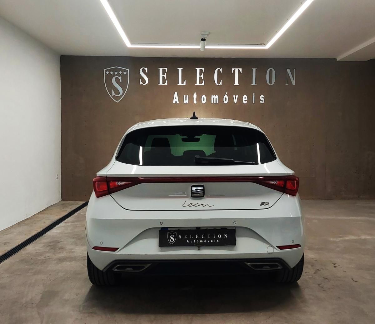 seat-leon-2022-diesel-1968cc