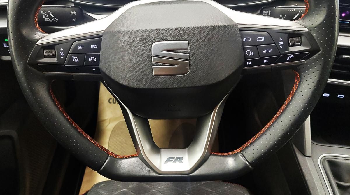 seat-leon-2022-diesel-1968cc