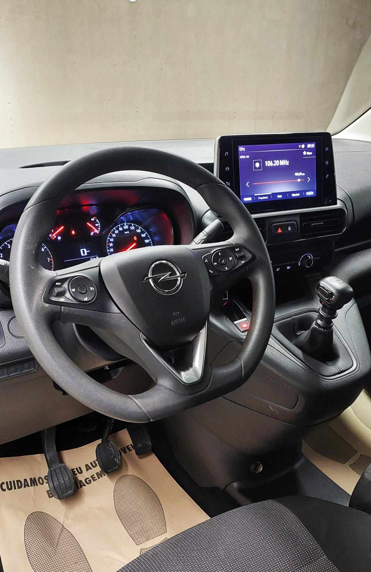 opel-combo-2022-diesel-1499cc