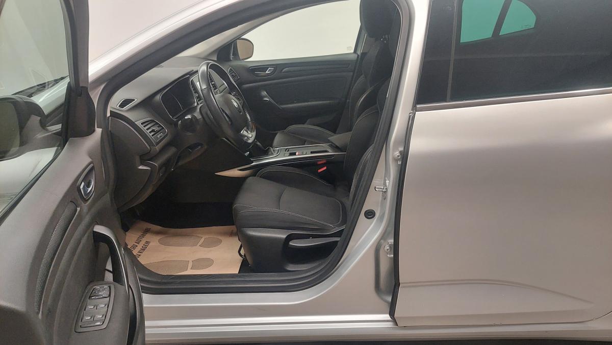 renault-megane-2017-gasolina-1197cc
