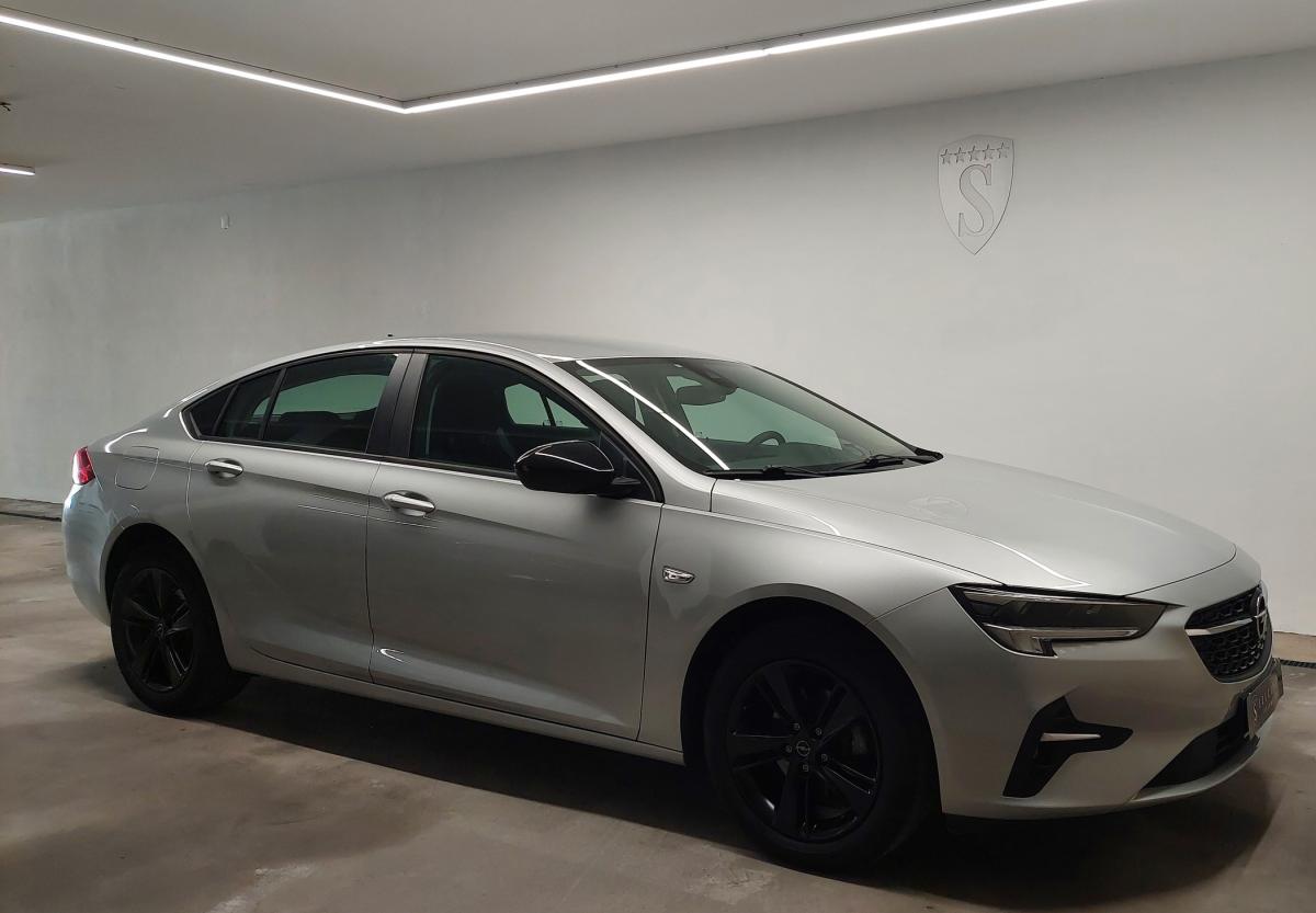 opel-insignia-2021-diesel-1496cc