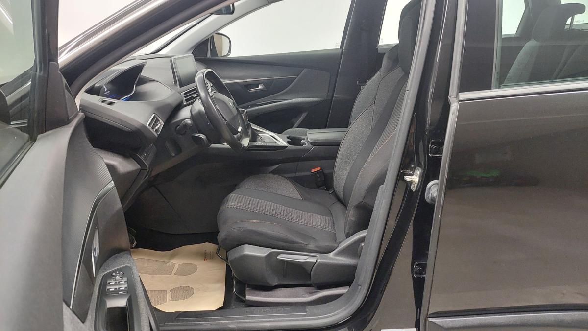 peugeot-5008-2022-diesel-1499cc