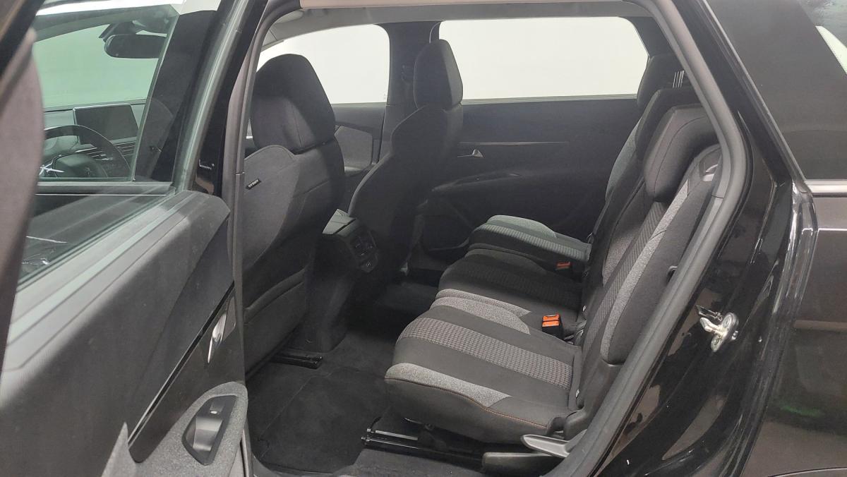 peugeot-5008-2022-diesel-1499cc