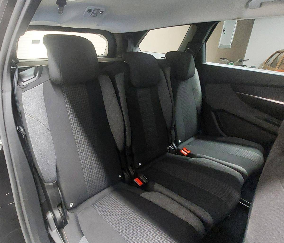 peugeot-5008-2022-diesel-1499cc