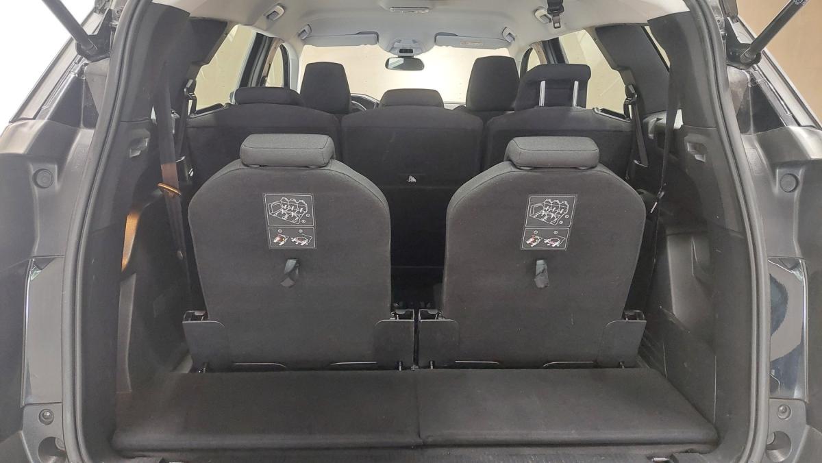 peugeot-5008-2022-diesel-1499cc