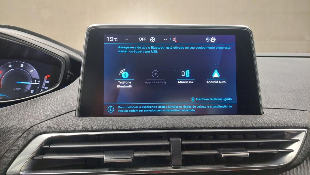 peugeot-5008-2022-diesel-1499cc