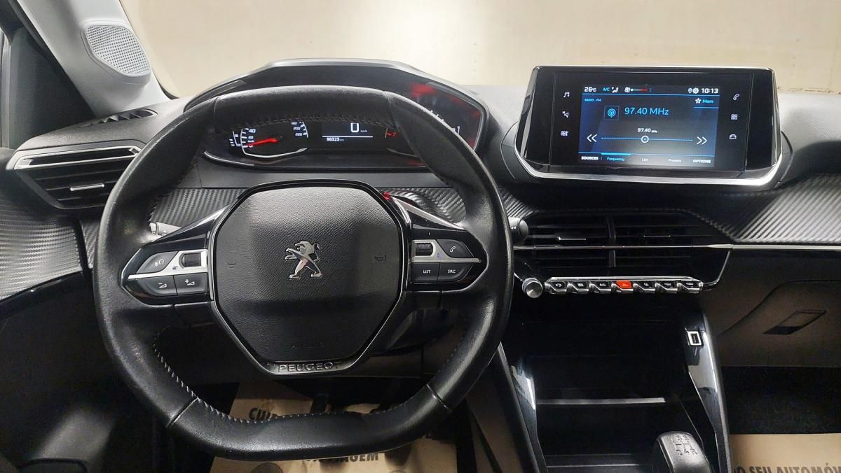 peugeot-208-2021-gasolina-1199cc