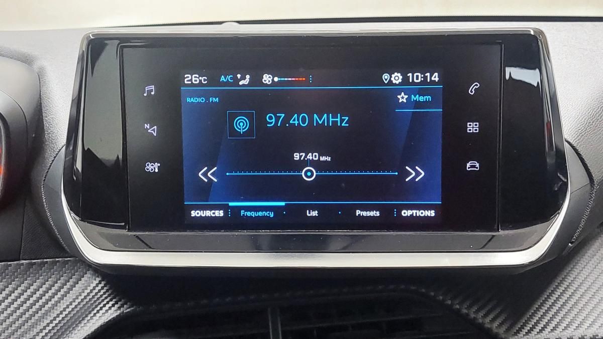 peugeot-208-2021-gasolina-1199cc
