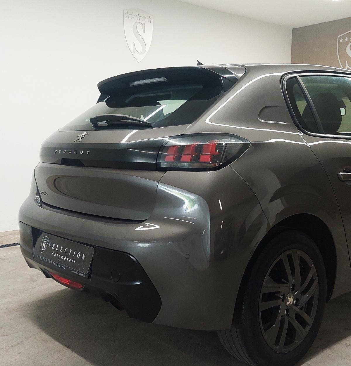 peugeot-208-2021-gasolina-1199cc