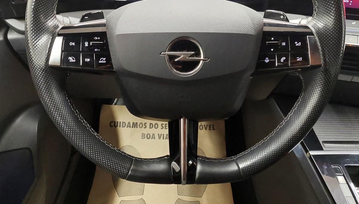opel-astra-2022-hibrido-a-gasolina-1598cc