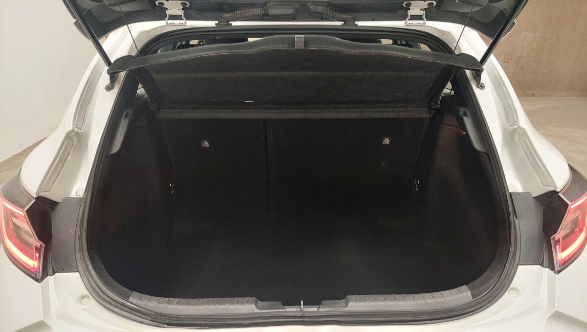 toyota-corolla-2021-hibrido-a-gasolina-1798cc